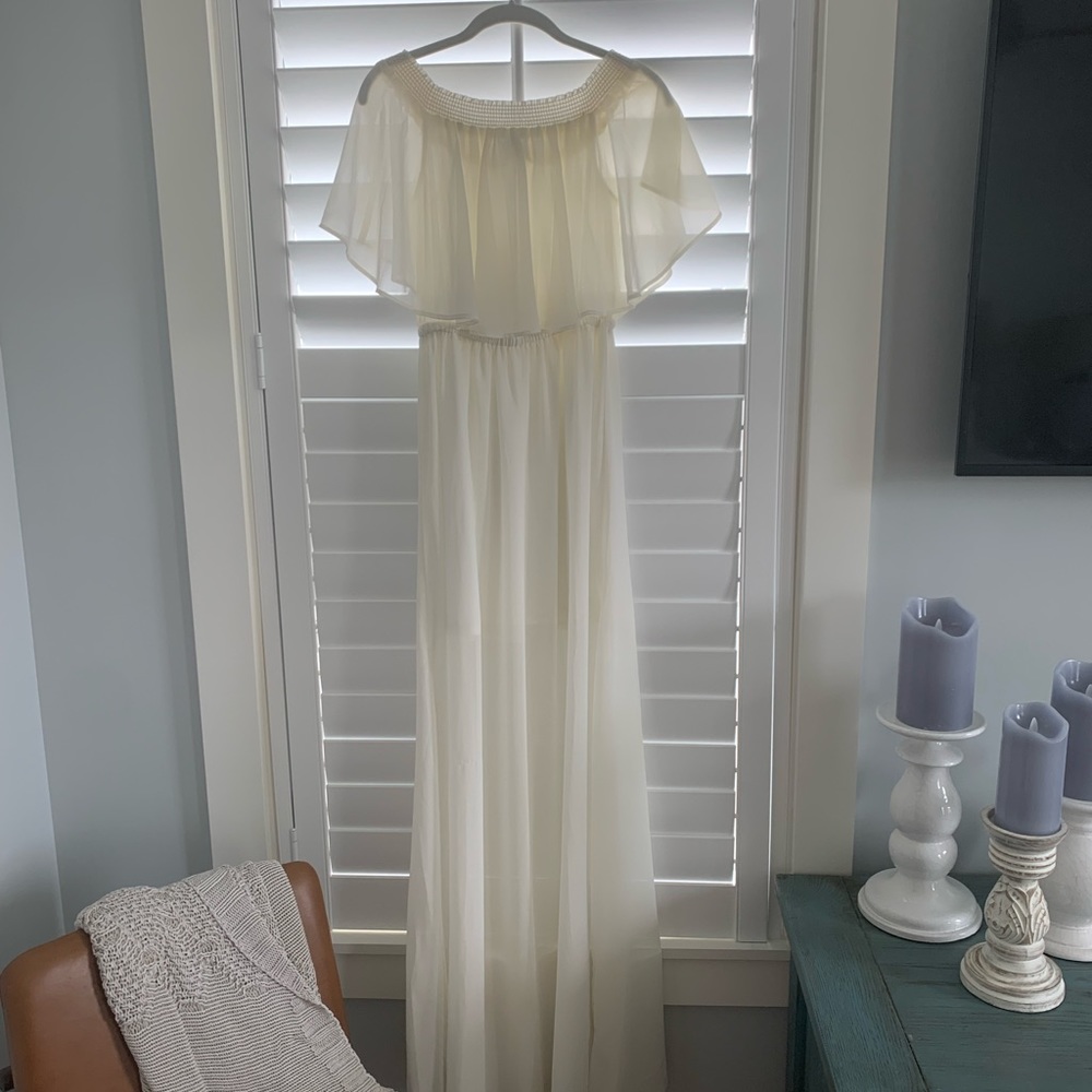 Show Me Your MuMu - White - Off Shoulder - Long Dress.